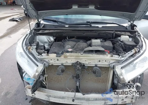 2018 Toyota Highlander Xle from USA, damaged, VIN 5TDJZRFH0JS869854